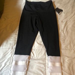 FINAL MARKDOWN - Onzie 7/8 Racer Pant - AZ